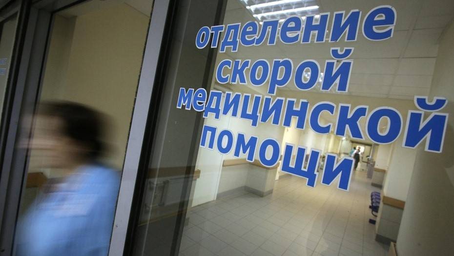 В Петербурге подросток попал в больницу из-за возгорания баллона с газом