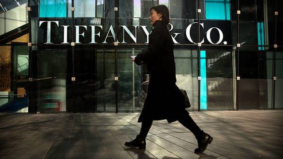 Владелец Louis Vuitton объявил о покупке Tiffany за $16,2 млрд