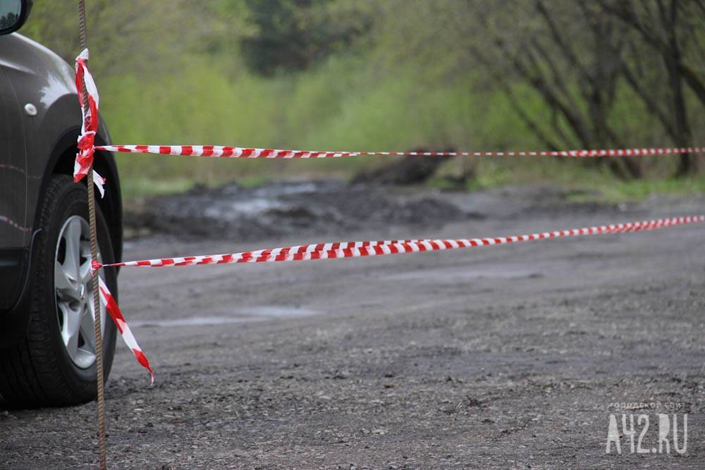 Кемеровчан волнует судьба закрытой парковки у Соснового бора