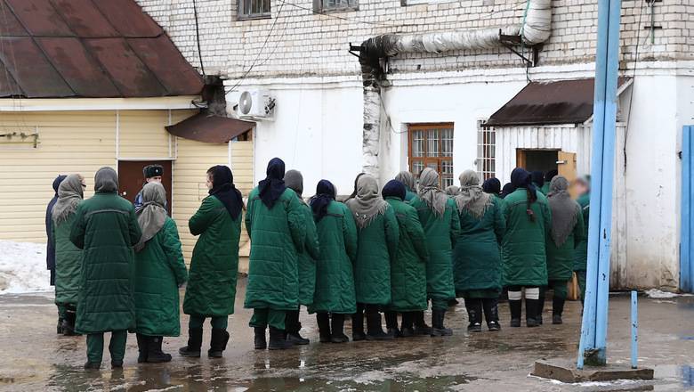 "Новая газета": большинство осужденных в России женщин-убийц защищались от мужей