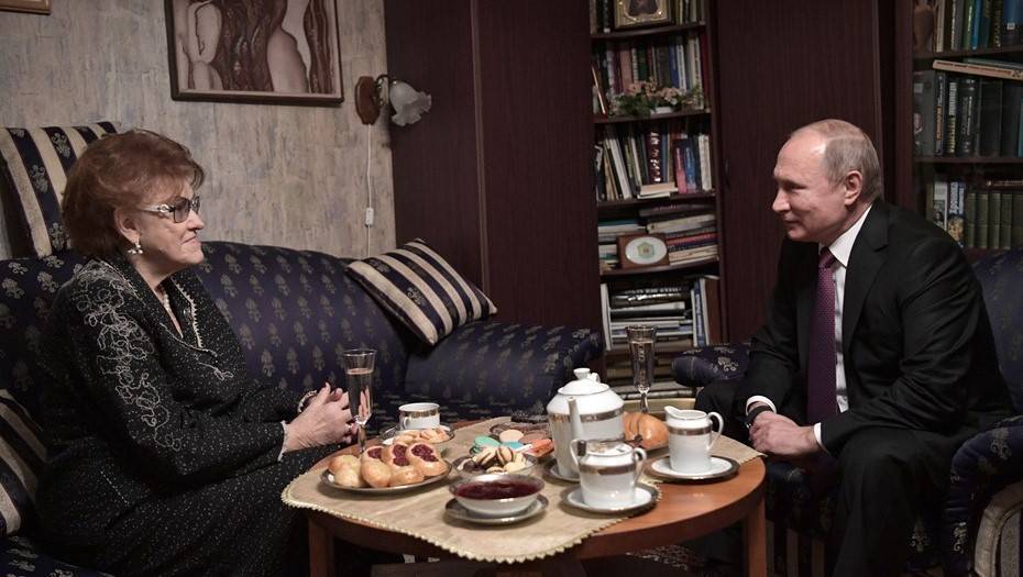 В Кремле заявили, что смерть Людмилы Вербицкой стала большой личной утратой для Путина