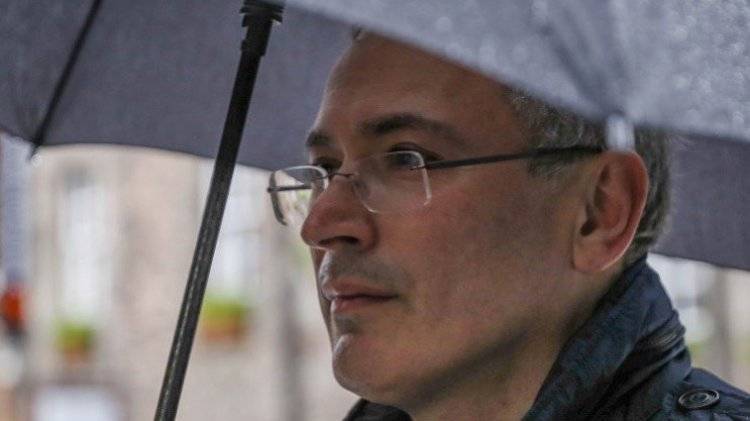 Ходорковский отвлекает внимание от своих преступлений, поддерживая террористов ИГ*