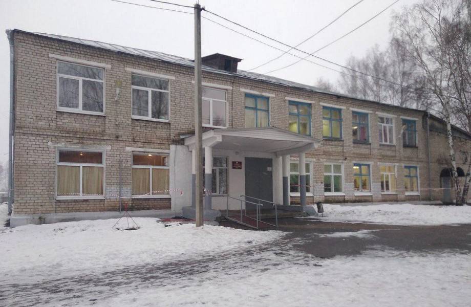 Более 40 человек отравились газом в нижегородской школе