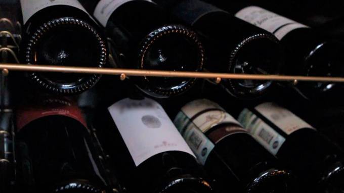 Из дома на Софийской изъяли три тысячи литров нелегального алкоголя