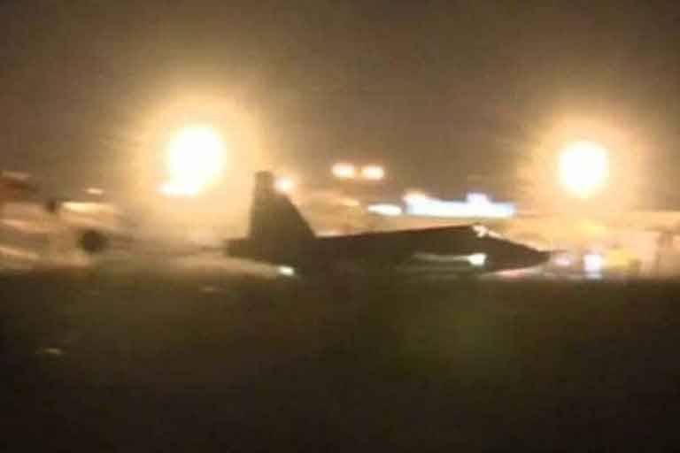 Военные США вторглись в зону ответственности России в Сирии, подобравшись на 3 км к авиабазе
