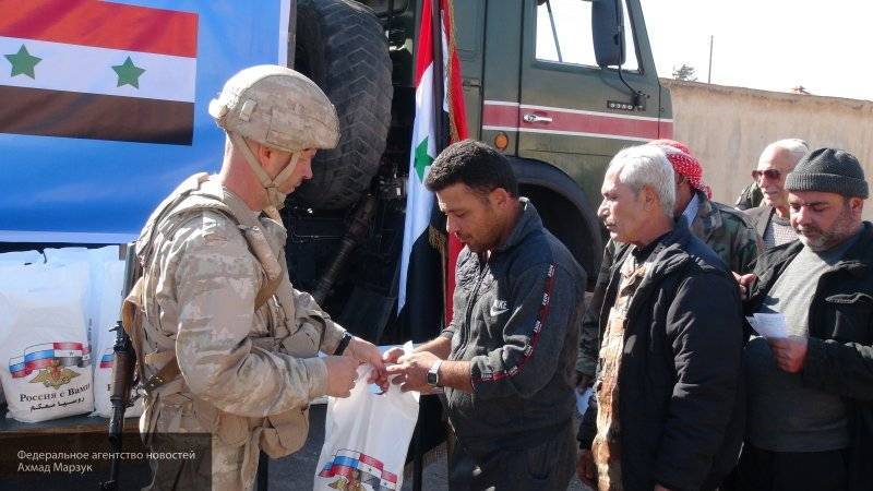 Военнослужащие России доставили гуманитарную помощь жителям Даръа в Сирии