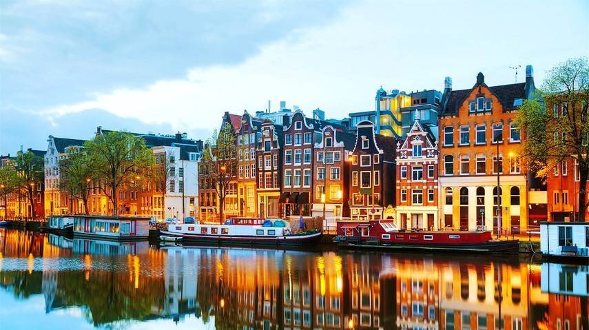 В Нидерландах могут закрыть "кофешопы" для туристов