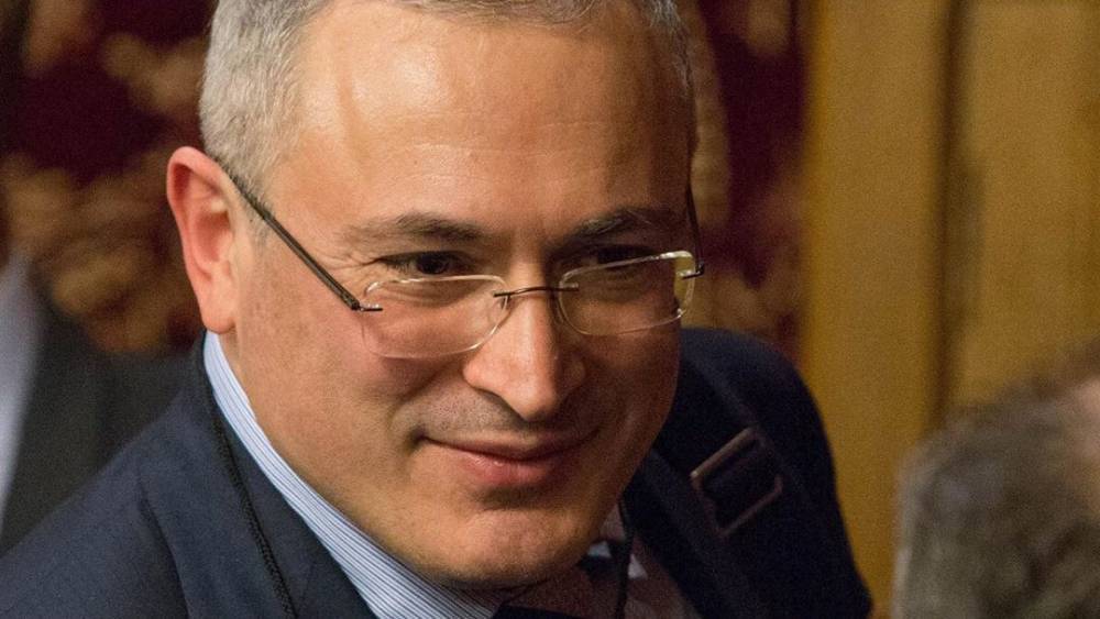 Кукловоды из Вашингтона дирижируют Ходорковским и либеральными СМИ в РФ