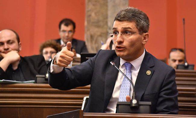 Оппозиционеров призвали не препятствовать работе парламента Грузии