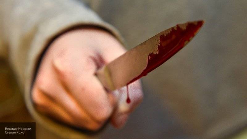 Мужчина нанес ножевое ранение врачу детской областной больницы в Пскове
