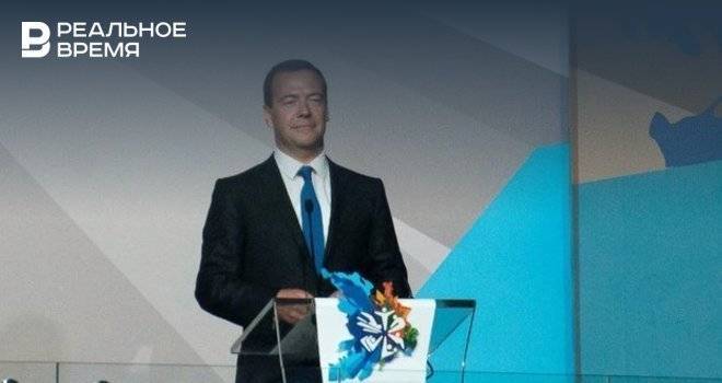 Медведев о возможности освобождения малоимущих от НДФЛ: «Это очень чувствительная тема»