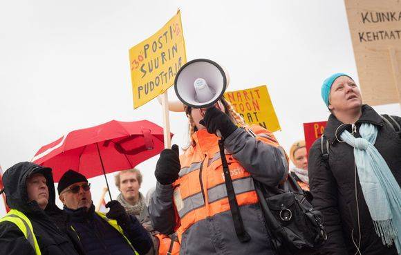 Финский профсоюз железнодорожников объявил о поддержке бастующих почтовиков