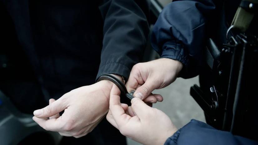 В Сочи арестовали трёх мужчин по подозрению в продаже наркотиков