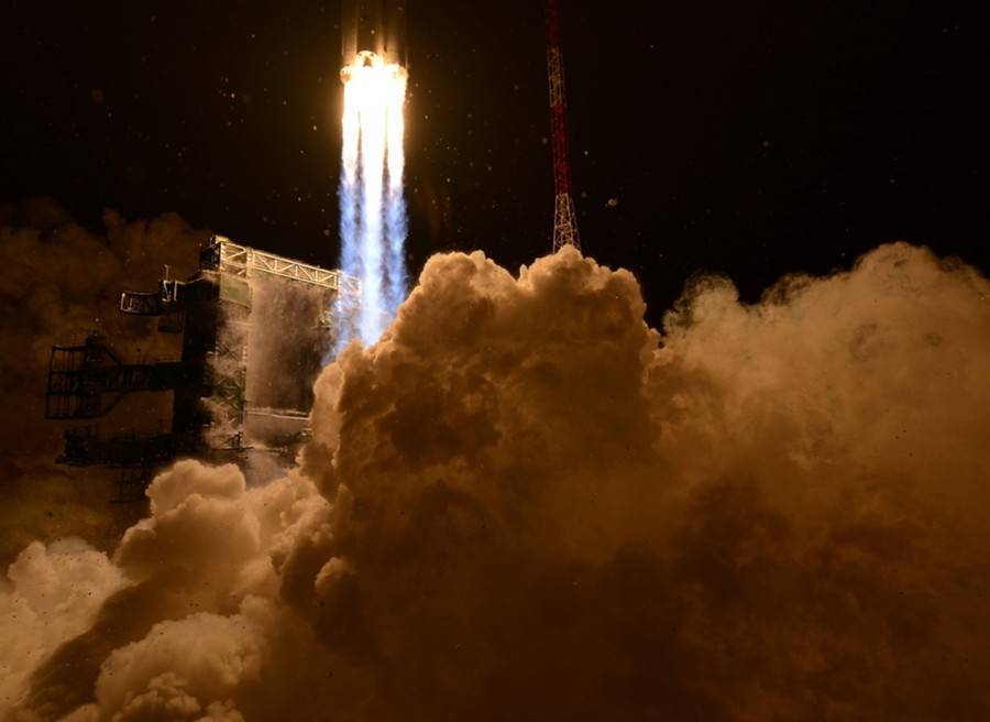 Запущенный с Плесецка военный спутник отделился от ракеты "Союз-2.1в"