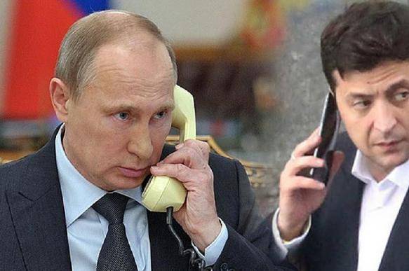 Путин провел телефонный разговор с Зеленским