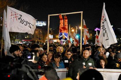 Протестующие в Грузии заявили о достижении цели
