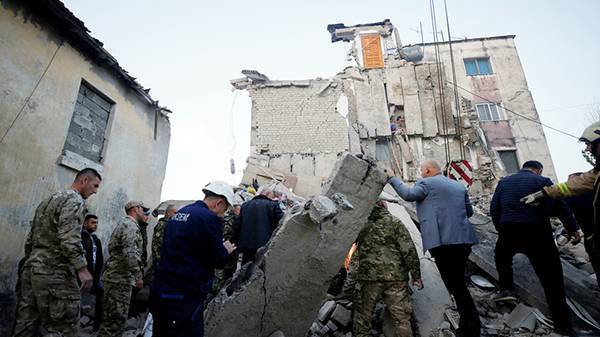 В Албании произошло сильное землетрясение: сотни пострадавших, есть погибшие