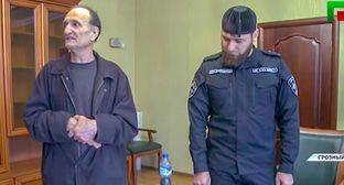 Новое видео о задержании колдуна в Чечне показало неэффективность публичных покаяний