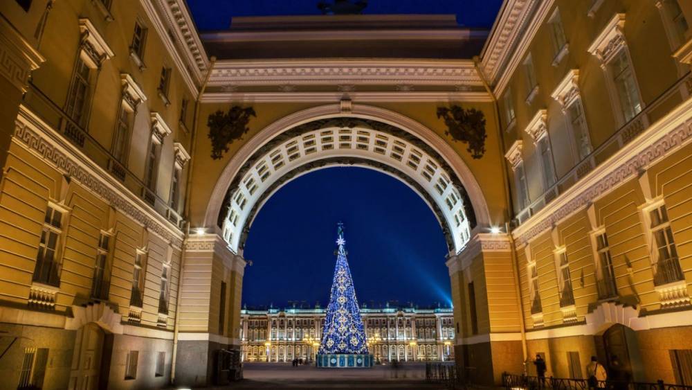 Петербуржцев ожидают более 340 новогодних и рождественских мероприятий