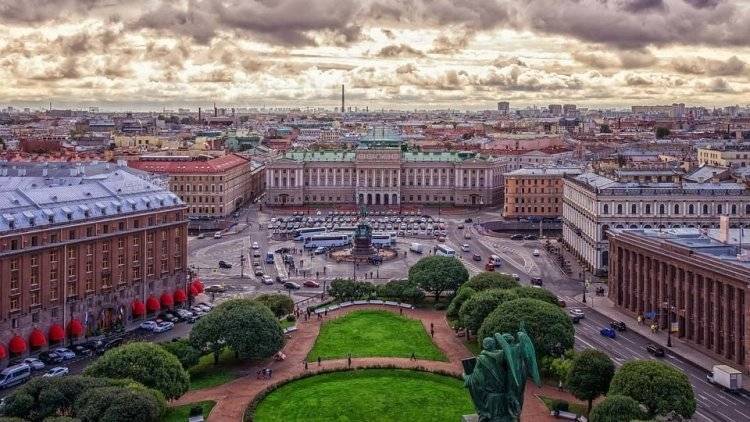 Петербург оказался среди городов-лидеров по качеству жизни в России