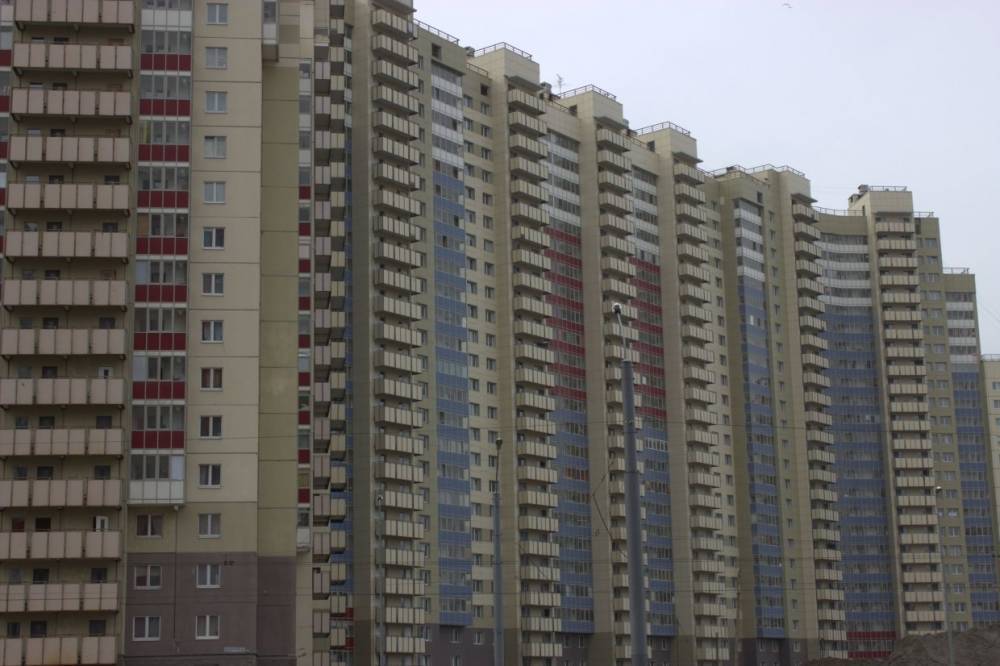 Петербуржцы стали чаще приобретать квартиры строящихся домах