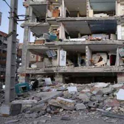 До 13 увеличилось число жертв землетрясения в Албании