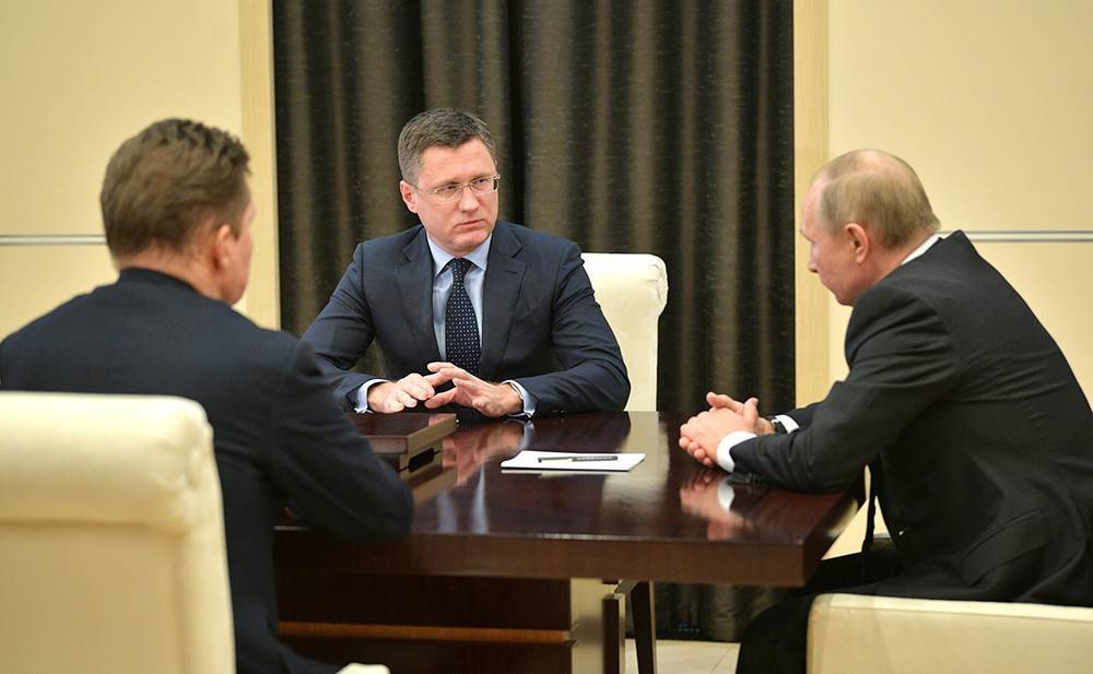Путин после разговора с Зеленским встретился с Новаком и Миллером