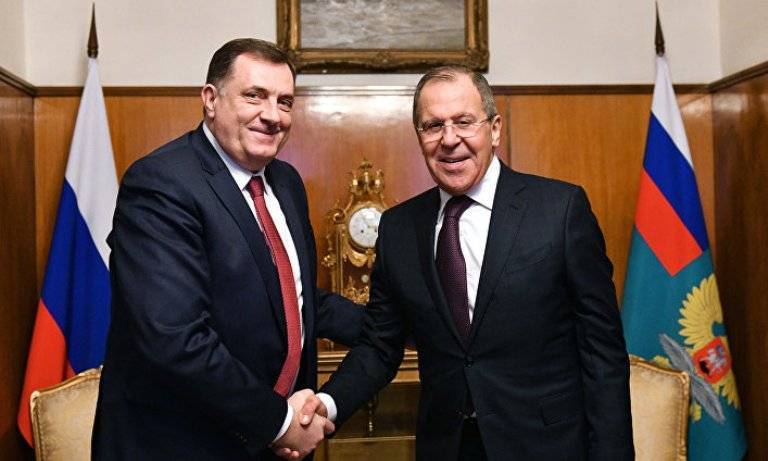 Босния не позволяет Республике Сербской беспошлинно торговать с Россией