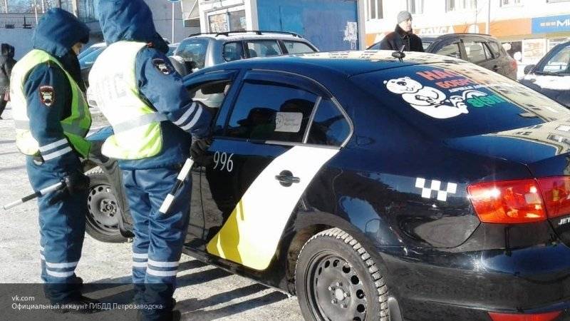 Среди таксистов в Москве обнаружили 29 иностранцев, находящихся в розыске