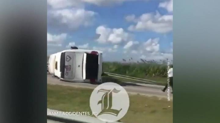 Причиной аварии автобуса с российскими туристами стало столкновение с грузовиком