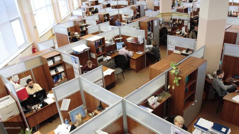 Рекордное число открытых вакансий зафиксировали в России