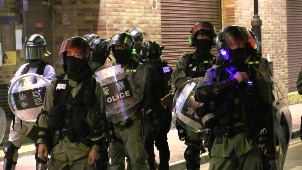 Полиция пошла на уступки радикалам в Гонконге