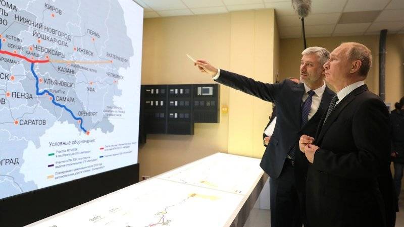 Создание инфраструктуры трассы Москва&nbsp;— Петербург завершится за два года, заявил Иванов