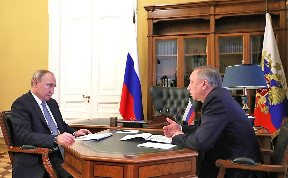 Путин обсудил с губернатором Петербурга развитие города