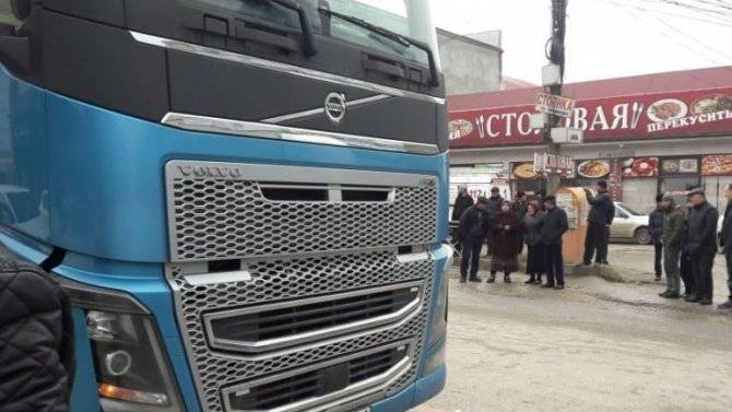 В Хасавюрте грузовик насмерть сбил ребенка
