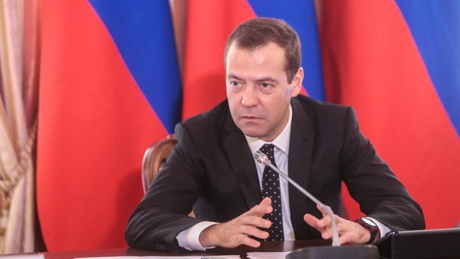 Медведев подписал постановление о системе контроля за лекарствами на российском рынке