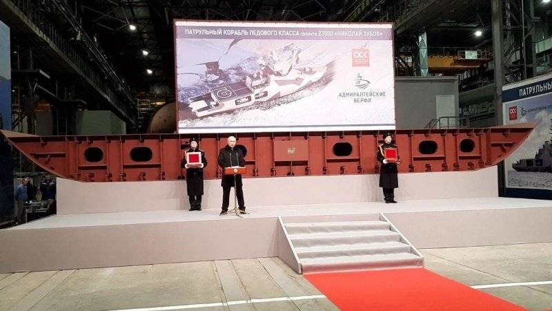 Путин посетил Адмиралтейские верфи и заложил новый боевой корабль «Николай Зубов»
