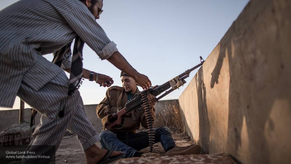 Террористы ПНС Ливии атаковали нефтегазовое месторождение Аль-Филь на юге республики