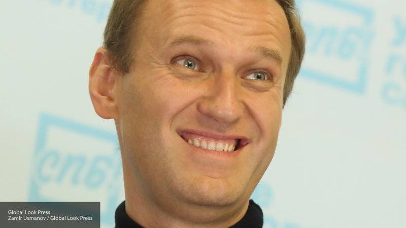 Навальный в Италии прожигает миллионный гонорар за фейки о "Роскосмосе"