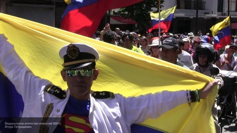 Экс-кандидат в президенты Венесуэлы предложил Мадуро и Гуайдо провести дебаты