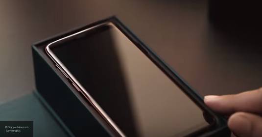 Стали известны смартфоны Samsung, которые получат Android 10