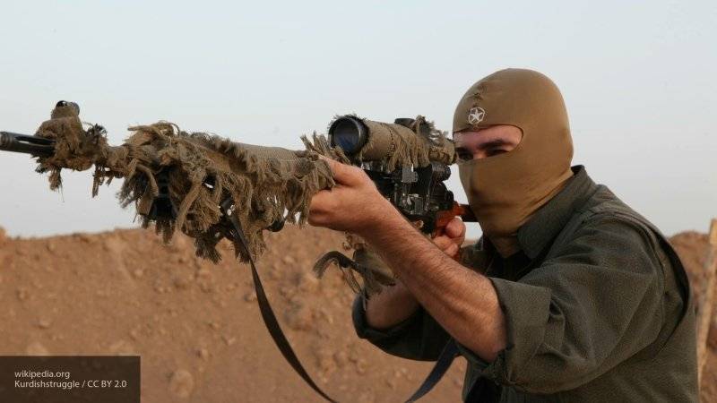 Курдские боевики атаковали мирных демонстрантов на Дейр-эз-Зор в Сирии
