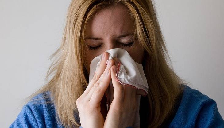 Медики рассказали, как остаться здоровым в сезон простуд