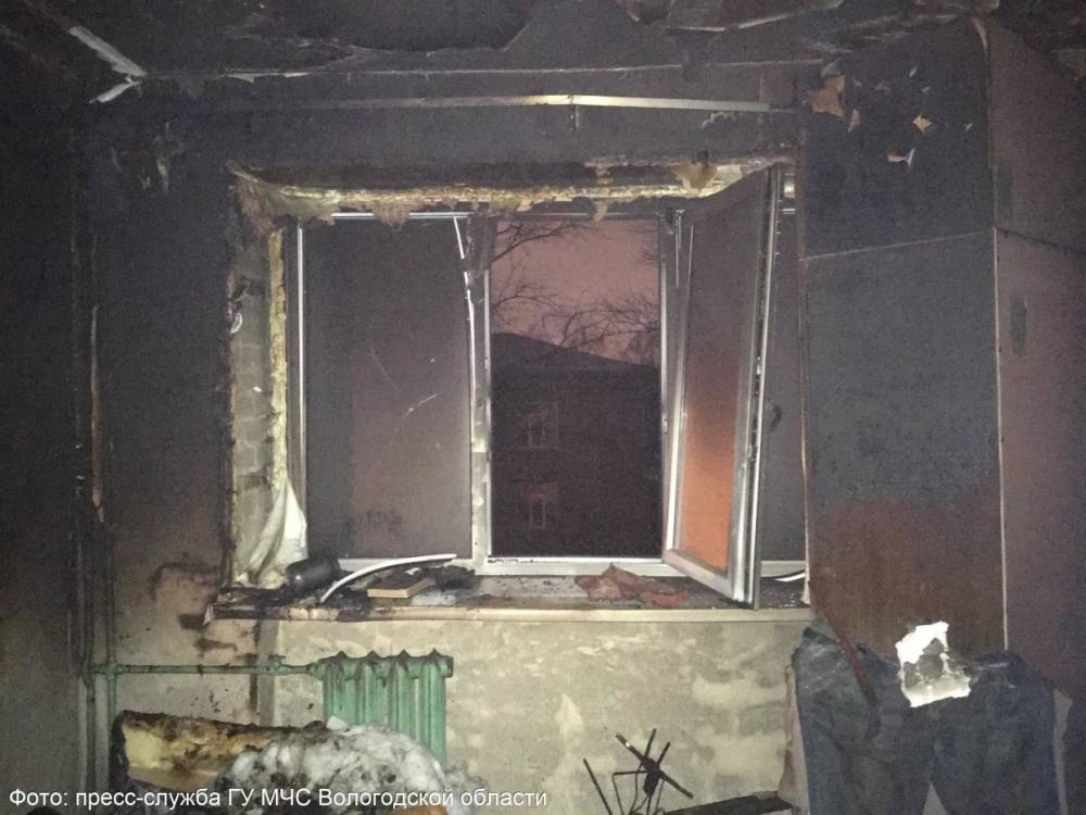 Вспыхнувший телевизор уничтожил квартиру в Череповце