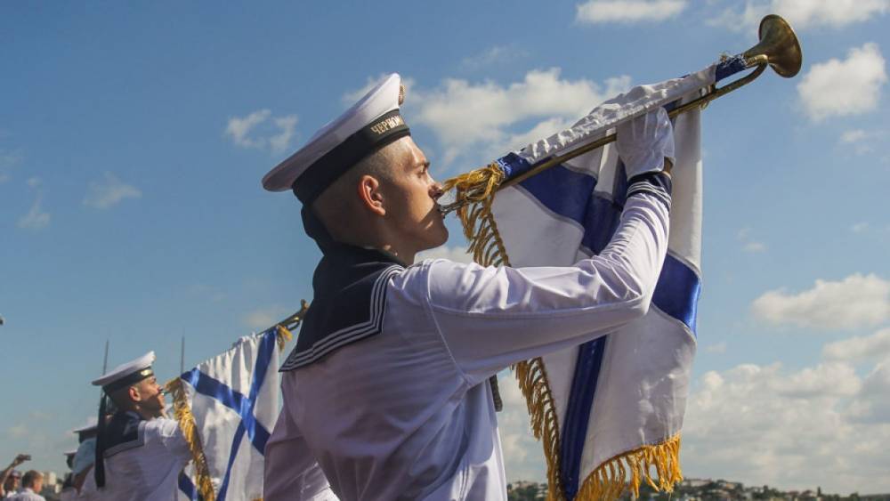 В Петербурге обсуждают проведение фестиваля военно-морских оркестров в День ВМФ