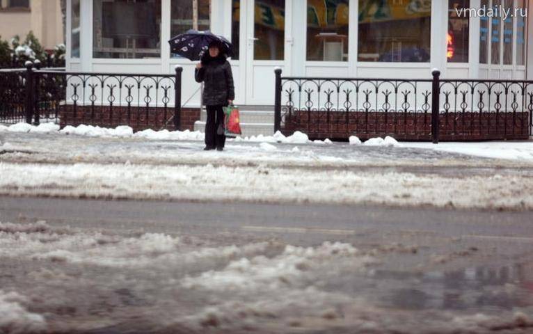 «Ледяной панцирь» образуется на дорогах Москвы в ночь на 1 декабря