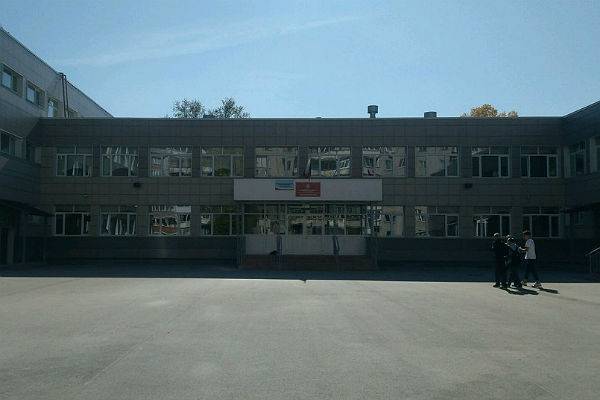 В новосибирской школе избили девочку, которую выгнали с чаепития
