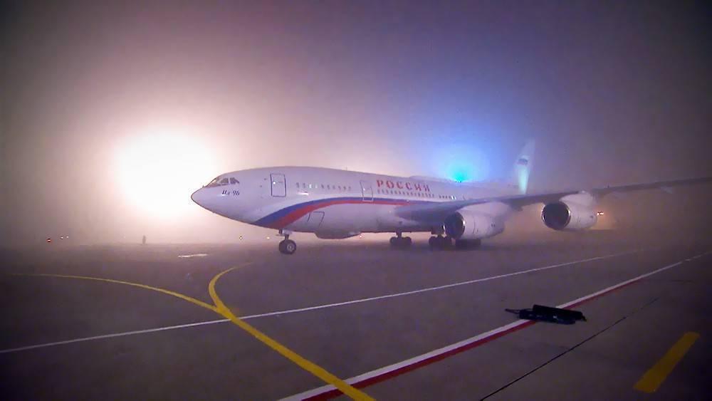 Самолет Путина смог сесть в Бишкеке, а самолет Шойгу – нет