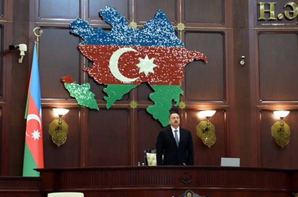 В Азербайджане распускают парламент: он тормозит решения Ильхама Алиева