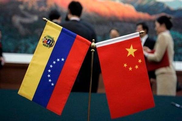 СМИ: Венесуэла пытается обойти американские санкции китайским юанем
